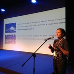 Doktor Marzena Suchocka podczas prezentacji.